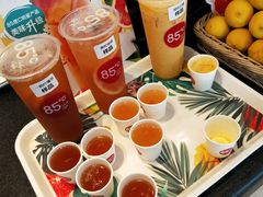 -85度C(生甜甜圈研究工坊·上海松江人民北路店)
