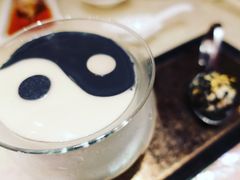 黑芝麻布甸配芝麻雪糕-8餐厅(新葡京酒店)