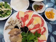 -桥香园云南过桥米线(金马碧鸡店)