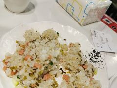 -德林酸菜鱼火锅(南丹店)