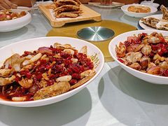 -赶海部落海鲜城(海阳路店)