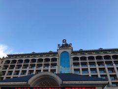 -湖北文旅洪宾红莲湖酒店