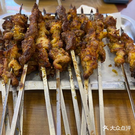 新疆艾力六兄弟羊肉馆(翡翠公馆店)