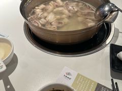 -烹然四季椰子鸡火锅(姚家园万象汇店)