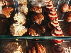 -VERIE BAKEHOUSE