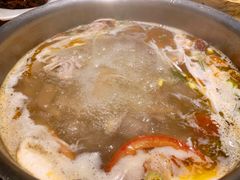 酸萝卜鸭架汤-守柴炉烤鸭(科华中路王府井店)