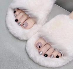 -尤米一站式美甲美睫