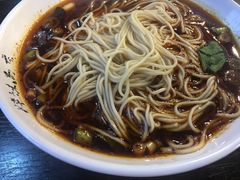 -八一路好吃街(雨田商务大厦店)