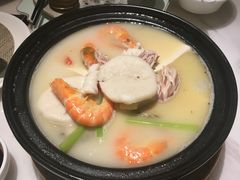 杂锦海鲜豆腐煲-闻见中国海南菜(K11店)