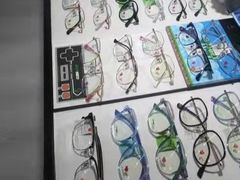 -臻美视爵眼镜·明月·依视路·蔡司折扣店(广渠门店)