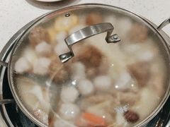 -三人行骨头王火锅(长寿店)