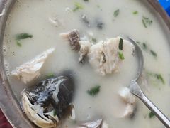 -雪湖煜辰鱼头老店(雪野湖店)