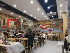 大堂-江城燕子大排档(江汉路步行街店)