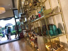 -VENCHI 闻绮(上海佛罗伦萨小镇店)