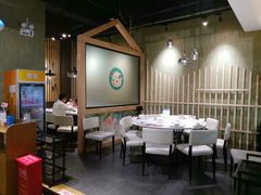 -鸿通城购物中心