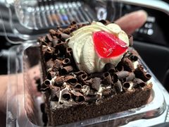 -红宝石·鲜奶小方·海派西点房(长阳店)