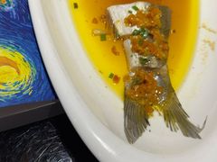 -东口码头·烧鸽子·鱼头泡饼·地方菜(金鹰悦城店)