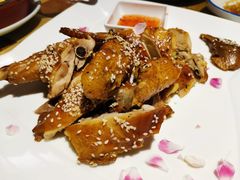 桃花烤鸡-蜜桃餐厅·伴山(绿宝广场店)