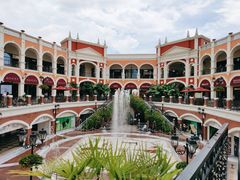 -佛罗伦萨小镇广佛名品奥特莱斯(疏港路店)