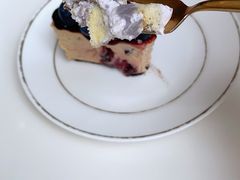 芋芋淡奶-PETIT PARIS 小巴黎(凯德1818店)