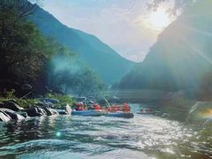 -雅鲁激流探险漂流