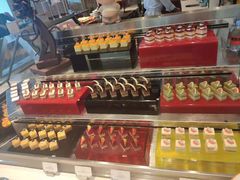 水果红丝红绒蛋糕-济南香格里拉·咖啡泉自助餐厅