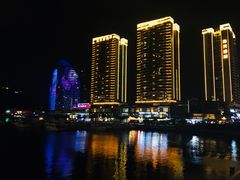 -小辣妹川味海鲜加工店(第一市场椰风巷店)