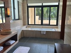 -海南清水湾莱佛士酒店