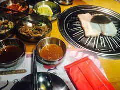 -老炉家木炭烤肉(长江国际店)