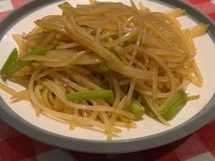 -老郑家东北春饼(龙悦居店)