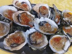 新鲜原味蒜蓉辣酱味-蚝哥花姐湛江烤生蚝(美丽湾市场店)