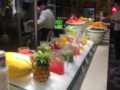 自助取餐区-钱小奴海鲜自助黑金店(杭州滨江龙湖店)