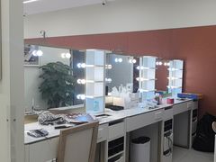 -HIMO海马体照相馆(上海华润CP静安店)