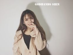 -God Hands发型设计复古会所