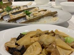 鼎湖上素斋-港澳德兴火锅海鲜酒家(殷皇子店)