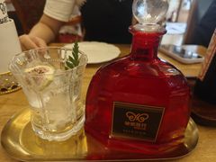 -秘密旅行Bonjour(黑金冠 江南西店)