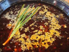 -三道苗苗鱼·美蛙黄辣丁(八里店)