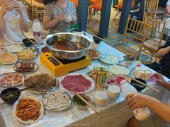 -玩坞轰趴馆·户外团建聚会主题生日派对馆(世豪广场店)