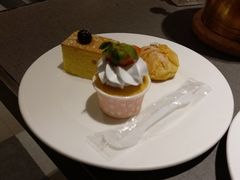 -小天鹅戴斯酒店鲸鲨百汇创作料理