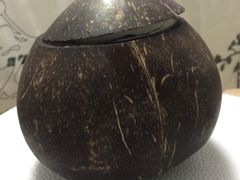 -志龙皇冠吃货椰子铺