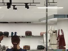 -Saint Laurent(海怡工贸店)