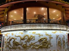 景观位-新龙船黄浦江餐饮游船官方自营店