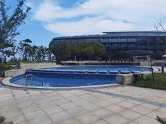 -上海滴水湖皇冠假日酒店
