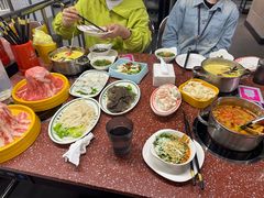 -四囍码头海鲜烧烤自助火锅(外滩南京东路悦荟广场店)
