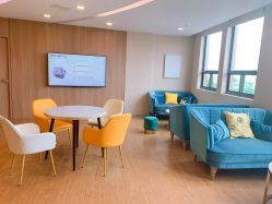 -海豚湾高端月子会所(黄浦店)