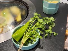 -蘸小院铁锅炖·蘸酱菜·东北菜(怀远门店)