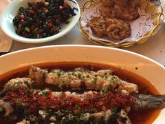 -巴陵全鱼席(湖南老字号汴河街店 )