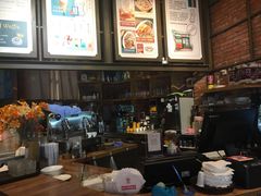 -玛格萝妮(汇智国际商业中心店)