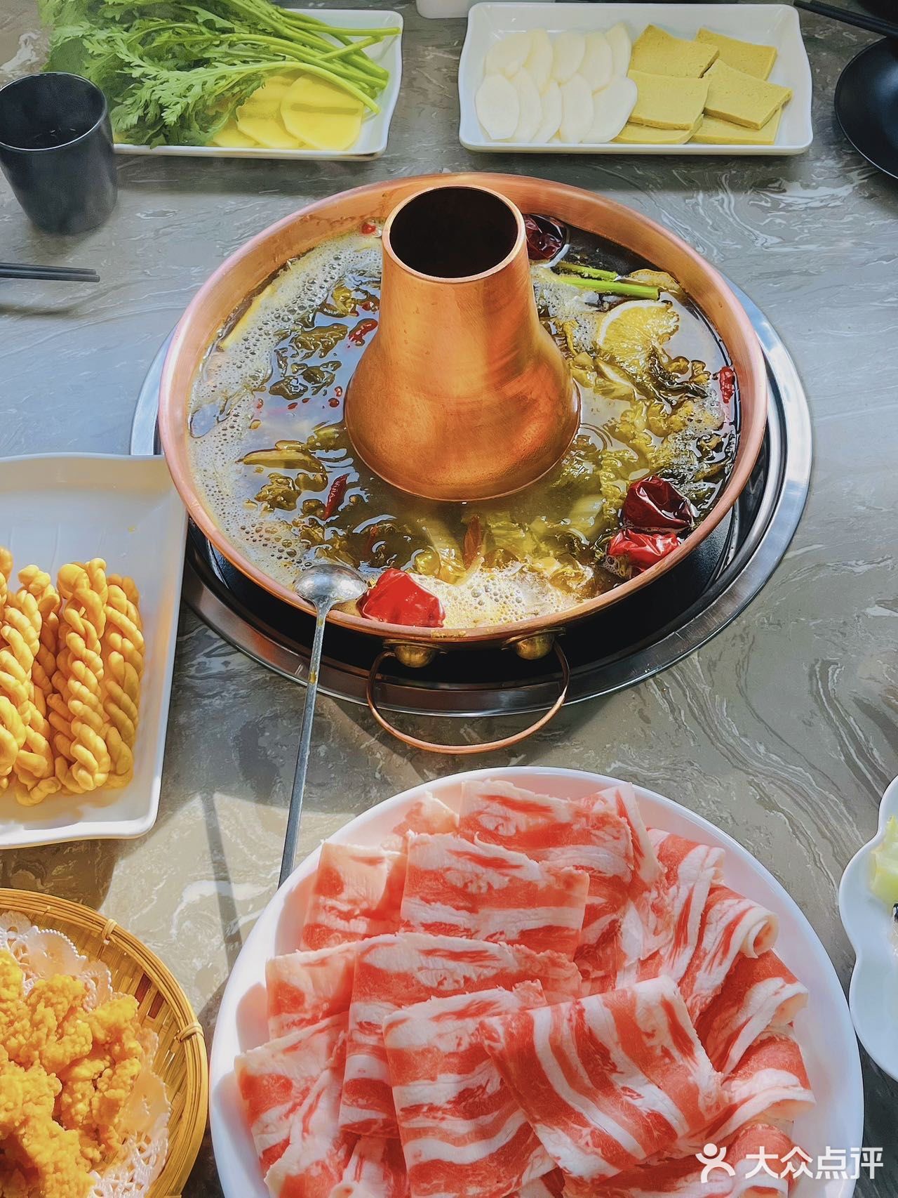 西安｜冬天的第一顿火锅，非金汤泡椒酸菜涮肉莫属