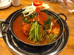 土豆排骨火锅-喇喇排骨火锅·传统韩式脊骨汤(望京西园总店)